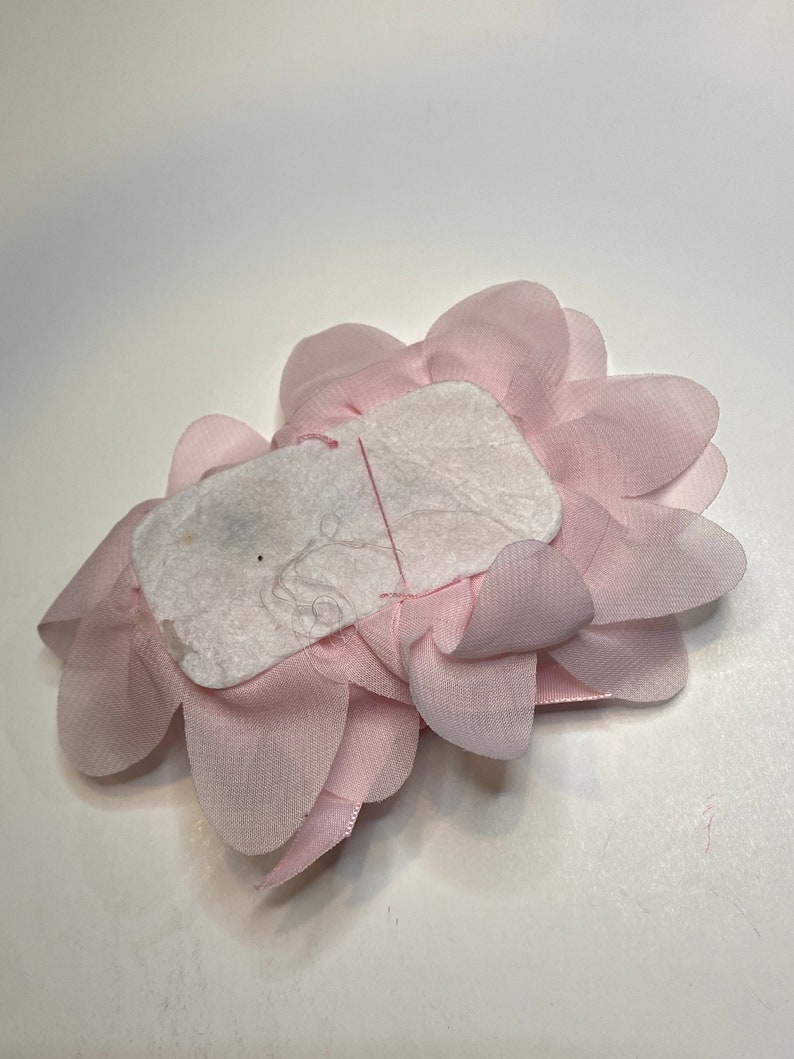 wedding decoration craft supplies Light pink 5.5\u201d oval chiffon rolled rose fabric flower pearls DIY baby headband and hair bows appliques