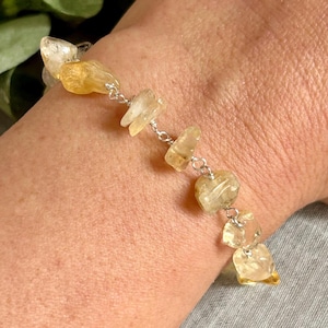 Bracelet en pierres précieuses brutes citrine, bracelet en pierre personnalisé enveloppé de fil de fer, bijoux uniques de tous les jours, cadeau d'anniversaire de pierre de naissance de novembre pour femme
