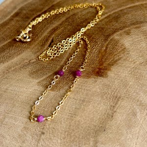 Minimalist gemstone birthstone necklace, custom birthday gift for wife, chain layering necklace, beaded station necklace, jewelry gift ideas