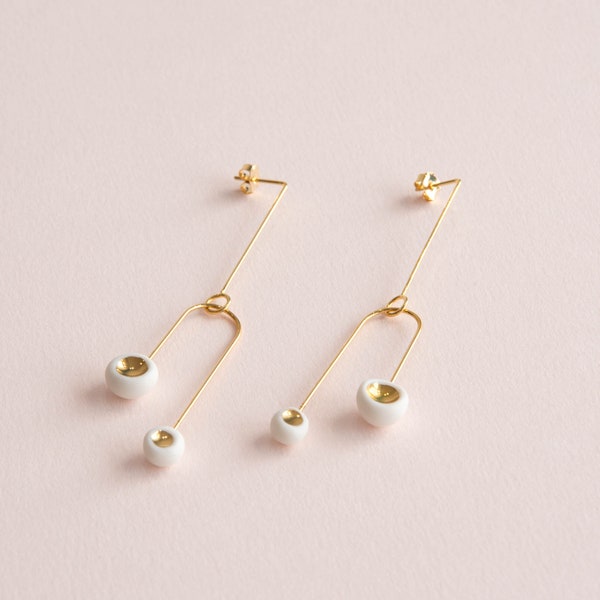 Long chic minimalist earrings, white gold porcelain pearls, artistic earrings, unique bridal earrings, elegant studs, paris chic, vesnagaric
