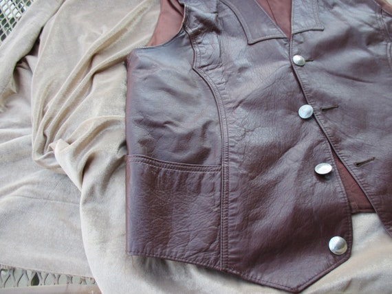 Vintage Pioneer Wear Brown Leather Vest with Buff… - image 5