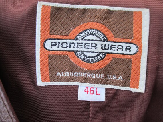 Vintage Pioneer Wear Brown Leather Vest with Buff… - image 2