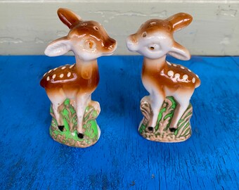 Doe and Buck Commodore Deer Salt and Pepper Shakers Pink and Blue Bows Nursery Decor Fur Tails Kitschy Cute Deer Japan Reindeer