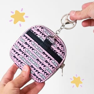 Mini Ita Bag Kawaii, Ita Keychain Pouch with Pin Display, Tamagotchi Case Keychain, Kawaii Ita Wallet, Pin Bag Keychain, Cute Ita Purse