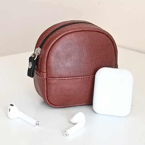 Kawaii Bear Mini Backpack Keychain Purse, Leather Keychain Pouch, Cute  Earbuds Pouch, Kawaii Airpods Case, Card Holder, Keychain Coin Purse - Etsy