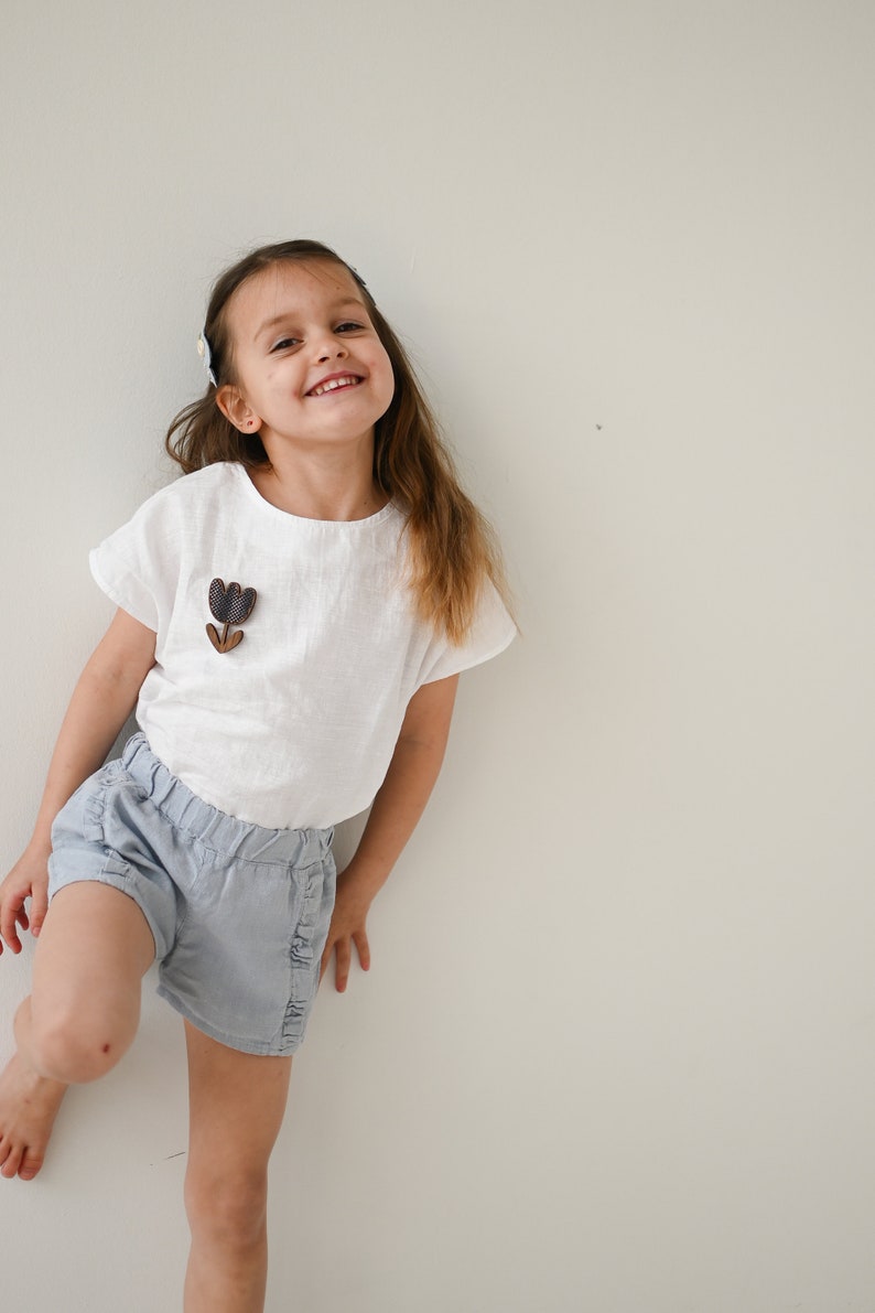 White basic linen top for girls or boys, unisex cotton/linen boxy tee, short sleeves, oversized look, fits longer, organic kids clothing, image 5