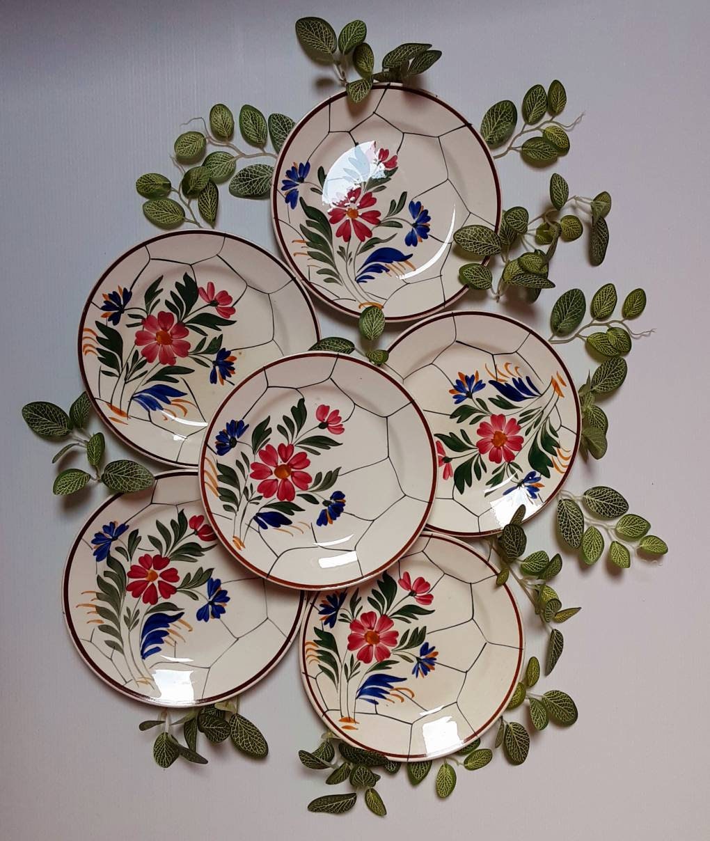 Assiettes Plates.1950.manufacture Saint Amand.vaisselle Ancienne.vaisselle Française.arts de La Tabl