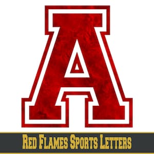 Pode incluir: Uma letra A maiúscula grande com um preenchimento de padrão de chamas vermelhas e um contorno branco espesso. Abaixo da letra, uma barra horizontal cinza-escura contém o texto dourado RED FLAMES SPORTS LETTERS em uma fonte estilo esportivo.