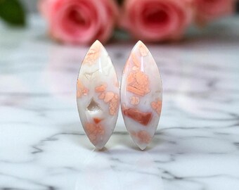 Pair of White and Salmon Pink &quot;Cotton&quot; Agate Cabochons – Navette Shape 32 mm – State of Hidalgo, Mexico – Ref. ACM115