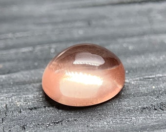 Oregon Sunstone couleur cuivrée avec effet Schiller - Cabochon forme ovale - 9x7MM - Mine de Ponderosa, Oregon, USA - OSP11