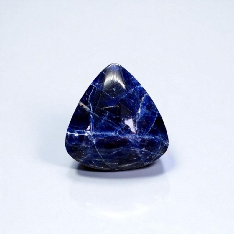 Natural Blue Sodalite Cabochon – Triangular Shape 28 mm – Handcrafted – Probable Origin: Brazil – Ref. BSB1 image 3