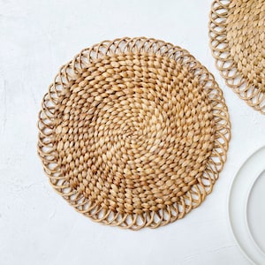 Boho Flower Natural Placemats, Vintage Natural Placemats, Boho Table Charger, Hyacinth Placemats, Wicker Placemats, Boho Wicker Table decor