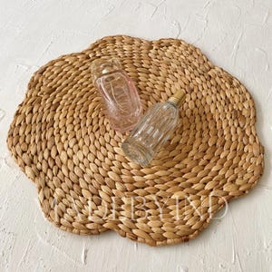 Handvävd bordsunderlägg i vattenhyacint: Boho bordsdekoration, blomformad bordsunderlägg, vågformad bordsdekorationsdyna, rottingbordsunderlägg, boho bröllopsbordsdekoration
