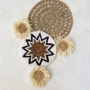 Set of 5 Boho Wall Basket with Fringe, Natural Wall Decor, Boho Wall Art, Wicker Round Placemats, Bohemian Wall Decor, Seagrass Wall Decor