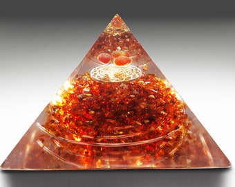 Orgonite orgone pyramid / Baltic Amber Pyramid, carnelian, quartz, Sri Yantra, wealth, harmony. EMF 5G protection