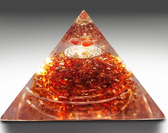 Orgonite orgone pyramid / Baltic Amber Pyramid, carnelian, quartz, Sri Yantra, wealth, harmony. EMF 5G protection