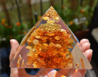 Orgonite orgone Pyramid, natural Baltic Amber, pakimer, Merkaba, 24k gold. Powerful healing and protection