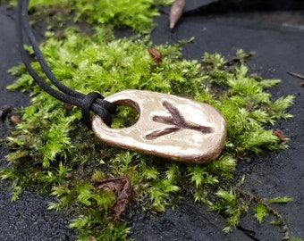 Algiz rune magic amulet, charm. Viking, Celtic bronze pendant. Enchanted necklace. Evil eye protection spells.