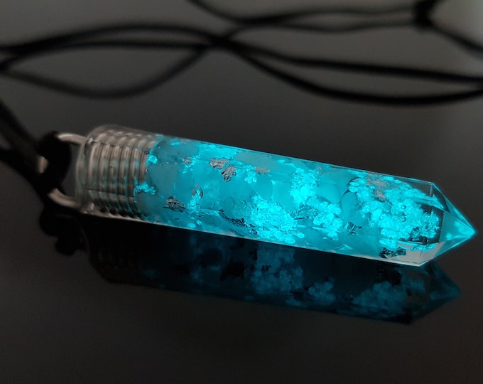Orgone Orgonite pendant necklace, Aquamarine, Reiki infused crystal chakra healing magic amulet, glow in dark