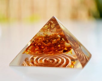 Orgonite orgone Pyramid - Natural Baltic Amber and 24k gold, wealth, health, protection amulet, home harmonization