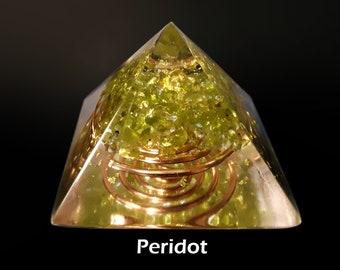 Orgone Orgonite Pyramid Peridot - Money, Wealth, Love, Manifestation, Meditation, heart chakra healing