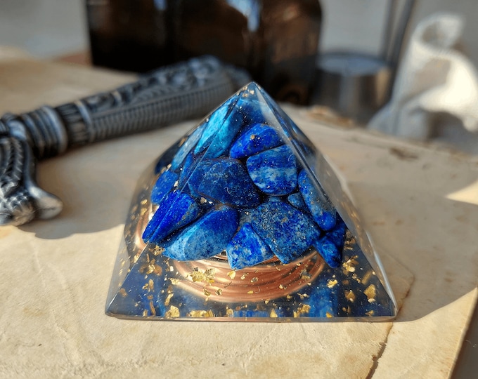 Orgonite orgone Pyramid, Lapis Lazuli  - manifestation, protection, programmed and activated amulet charm