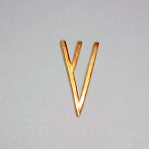 Hebrew Letter Shin, Modern Design, Gold