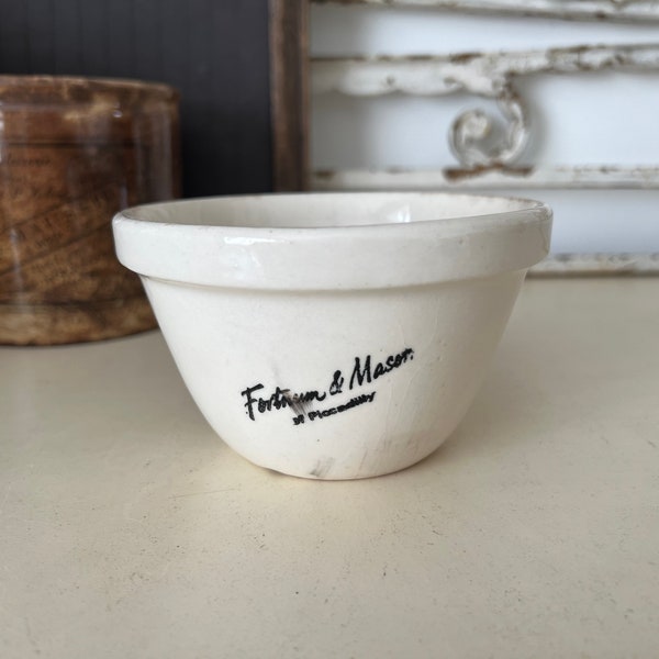 1x Vintage Fortnum & Masons white ironstone pudding bowl - Small size