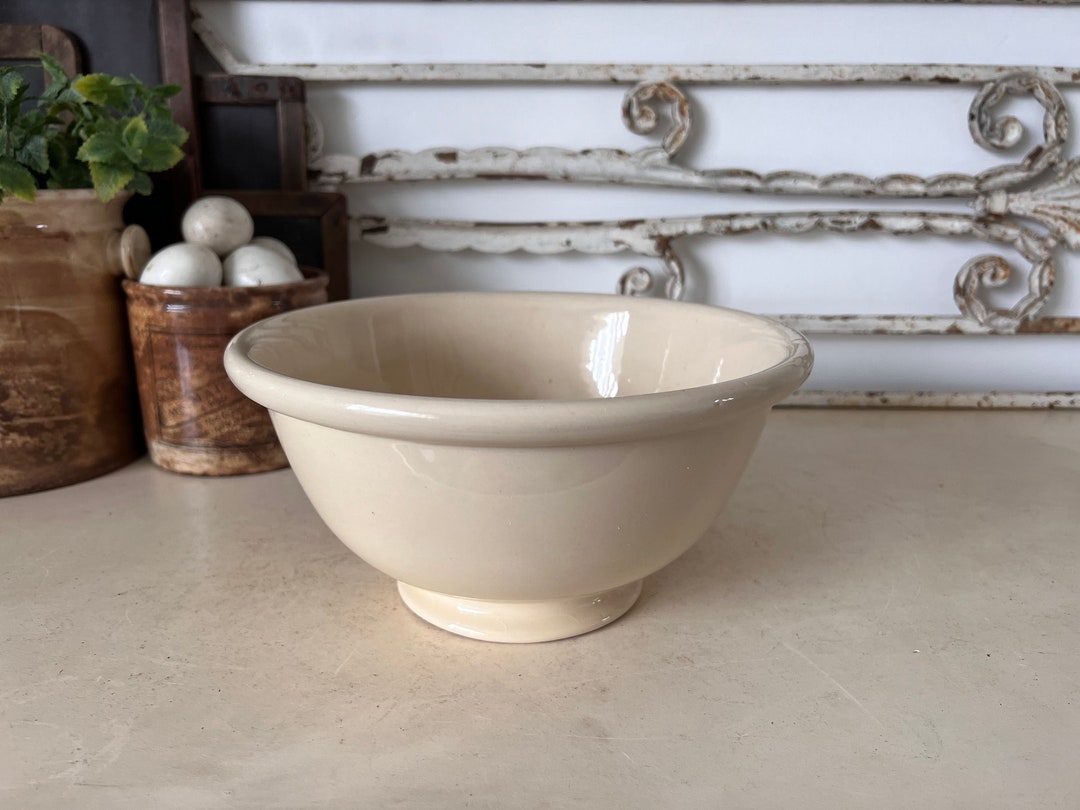 1x Antique Ironstone Footed Mixing Bowl 24cm Creamware Bowl Yellow Ware