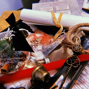 Yule Box! Winter Solstice Ritual, Altar Tools, Yule decorations, Spell Work, Everything Needed for Your Yule Celebration! Perfect Yule Gift.