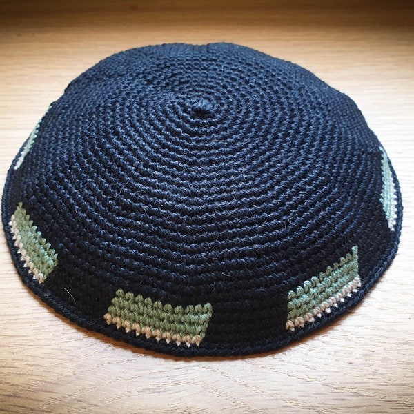 Big black pattern yarmulke kippah