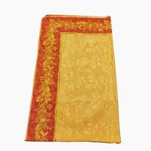 Vintage Poupees Yolande France Rectangular Tablecloth, Reversible Table Linens, Gold and Red, Jacquard Floral Design, 62x104 Table Cloth
