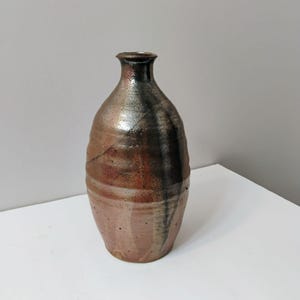 Vintage Metallic Glasur Kunstkeramik Vase, Mitte des Jahrhunderts modern, Künstler Mark, 9-Zoll-Gefäß, handgefertigte Studio Keramik, handgemachtes Tongefäß