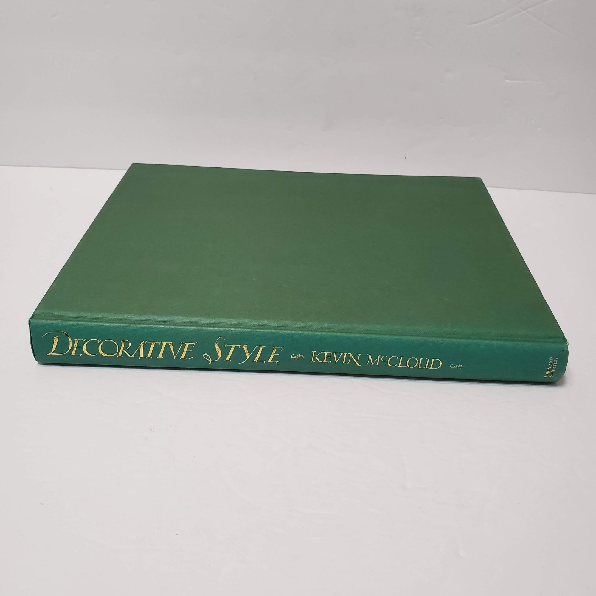 洋書 Decorative Style by Kevin McCloud Decorative Style by Kevin Mccloud, Hardcover Coffee Table Book