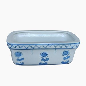 Maceta de cerámica vintage Pier 1 azul y blanca, maceta rectangular grande de 28 cm para girasoles, jardinera de ventana estilo campestre francés chinoiserie.