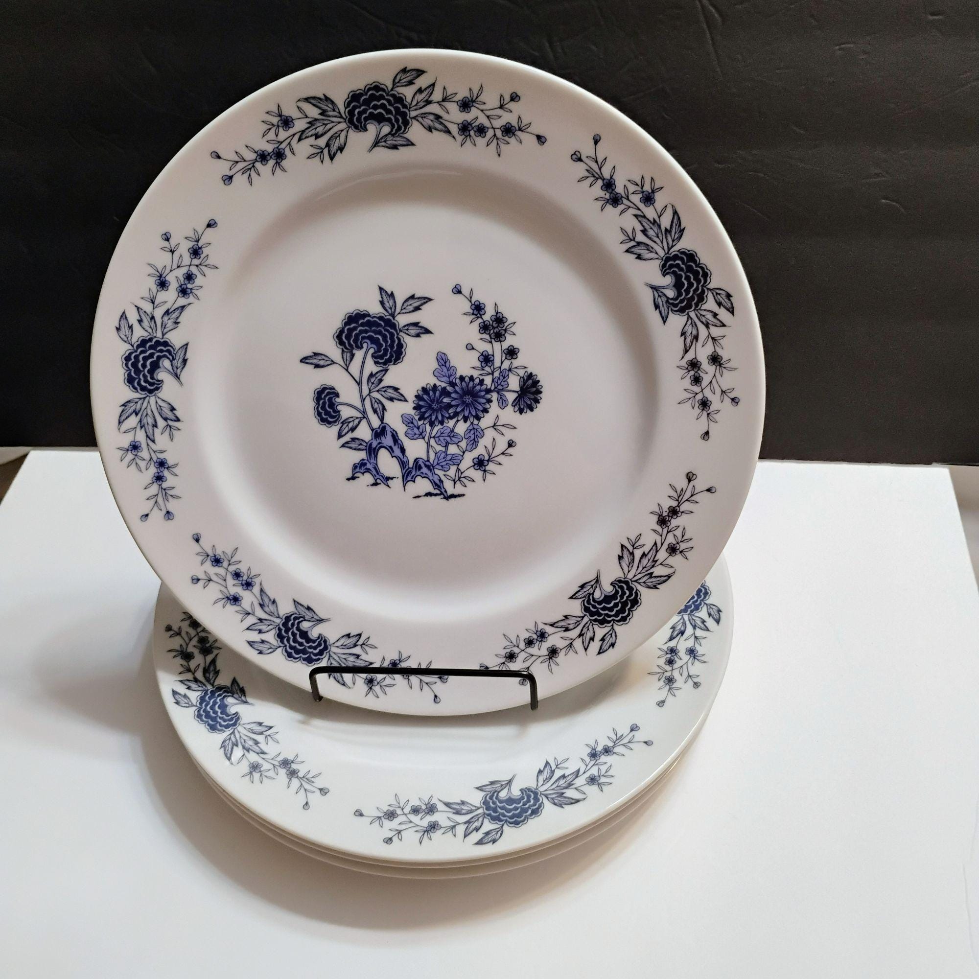 Vintage Blue Meissen Dinner Plates Porcelain 10.5