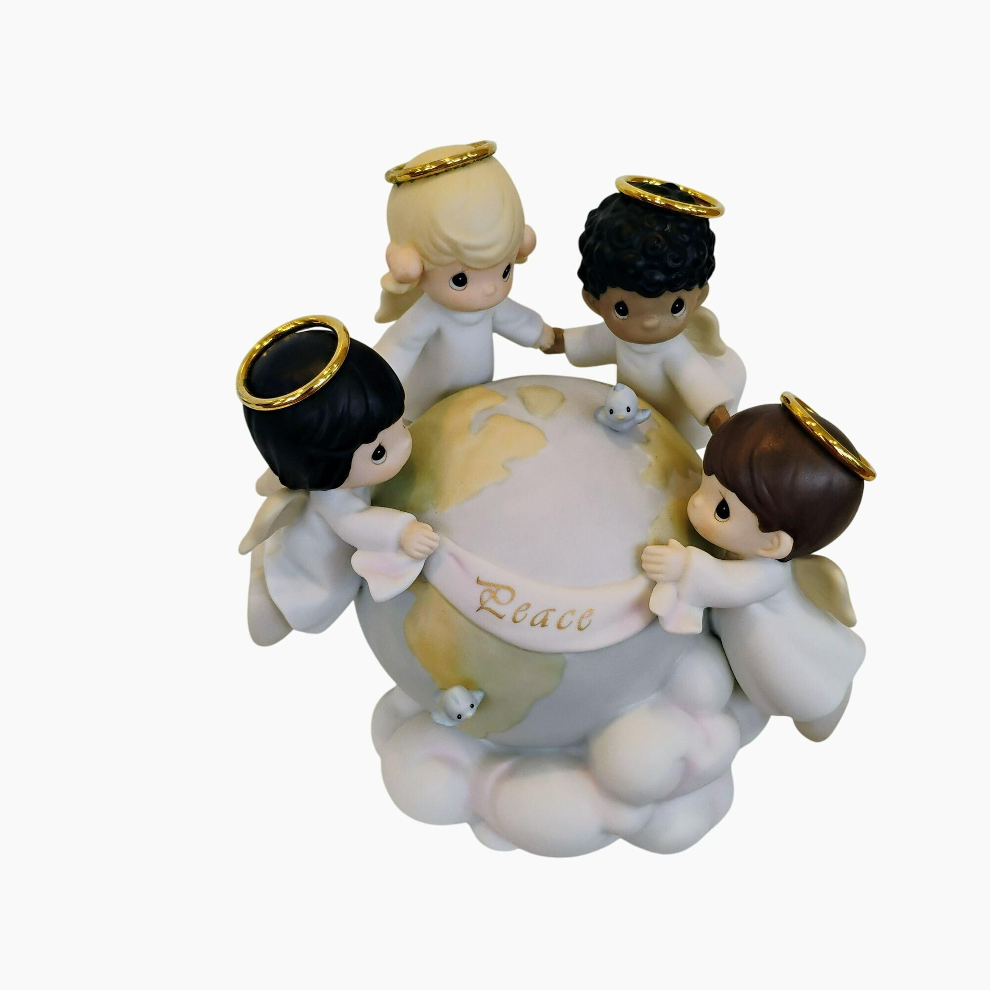 Precious Moments Figurine, His Love Will Uphold the World, 539309