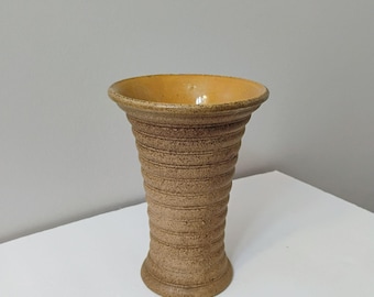 レッド ウィング アート ポタリー リブ付き花瓶 132、7 インチ花瓶