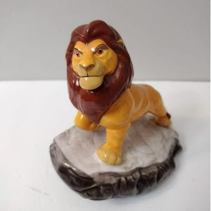 Disney Lion King Simba Vintage Ceramic Figurine 5" Brown Yellow Animal Statue