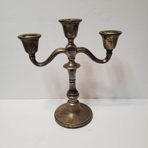 Candelabro vintage plateado, portavelas con peso de la Academia, mediados de siglo, década de 1950