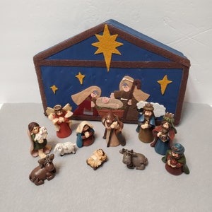 Vintage Nativity Set, 11 Piece Manger Scene, Resin Nativity, Felt, Christmas Figurines, Holiday Creche, Miniature Nativity, Retro Christmas