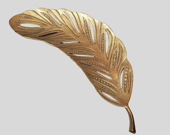 Vassoio decorativo a forma di foglia in metallo color ottone, piatto centrale con piume color oro