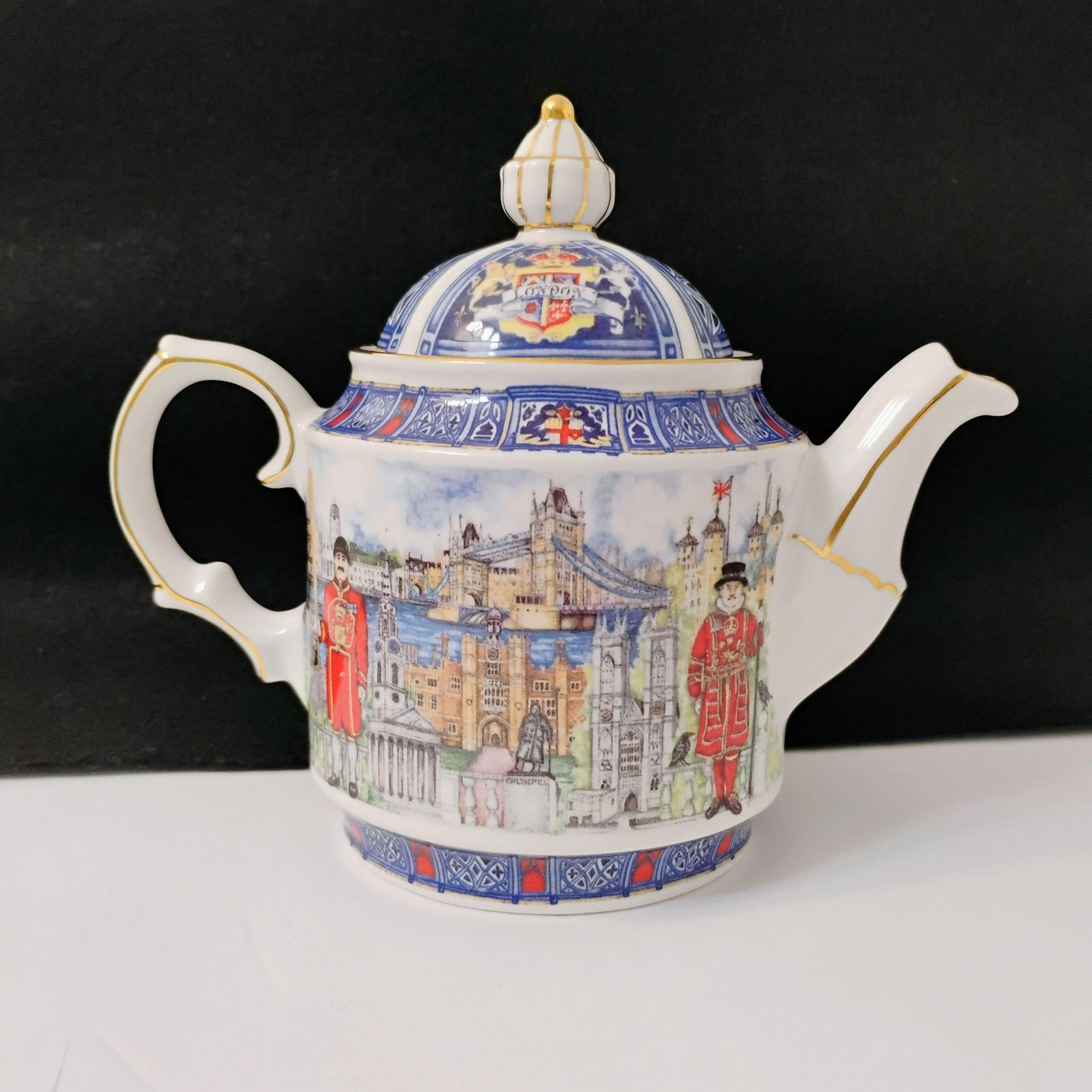 イングランド製　ヴィンテージ オクトゴナル　ティーセット　まとめ売り Sadler porcelain - Etsy 日本