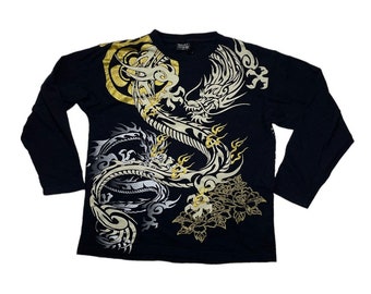 Vintage Dragon Graphic Sweatshirt: Y2K Streetwear