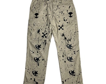 Y2K Distressed Painted Columbia Cargo Pants