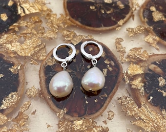 Freshwater Pearl Earrings