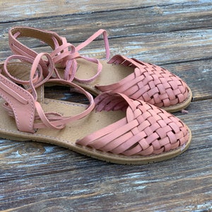 Womans huarache- mexican huarache- mexican shoes- woman shoes- leather huaraches- size 8