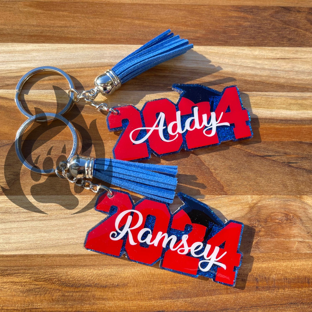 2024 Graduation Keychain free Name on Front, Graduation Gift