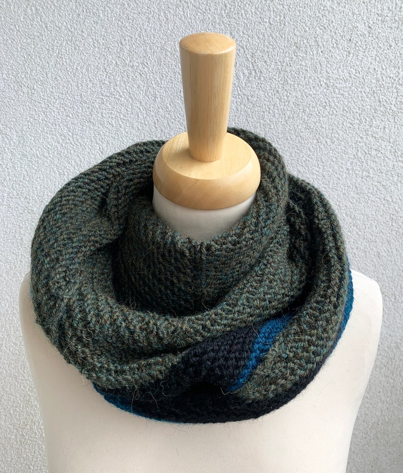 claire rent shawl