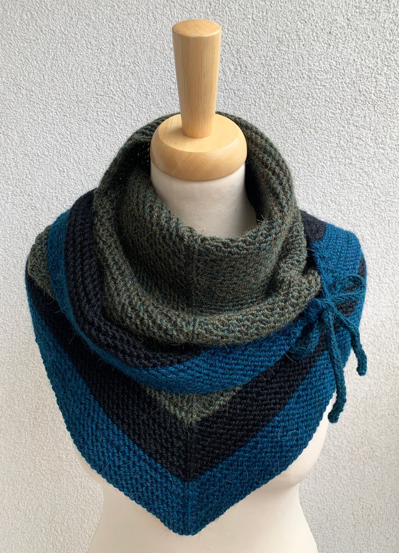 claire rent shawl